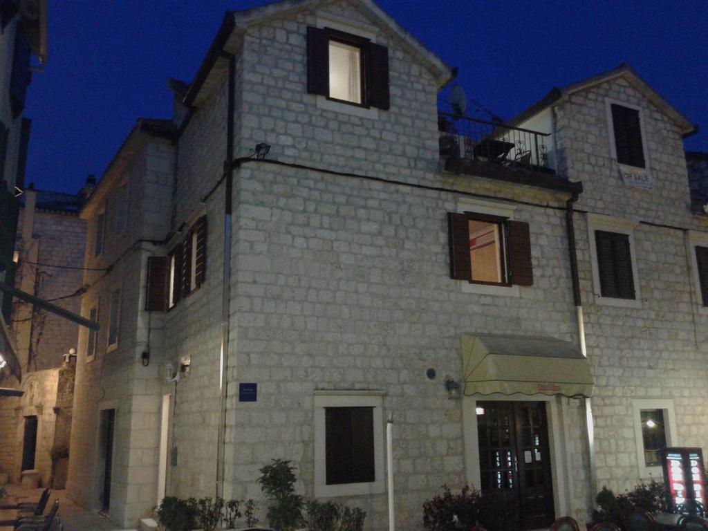 House Ivancic-Free Parking Trogir Exteriér fotografie
